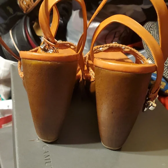 Vince Camuto Orange Wedge Sandals with Intricate Straps - Picture 5 of 6